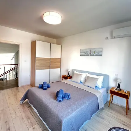 Seaside Luxury Vilă *